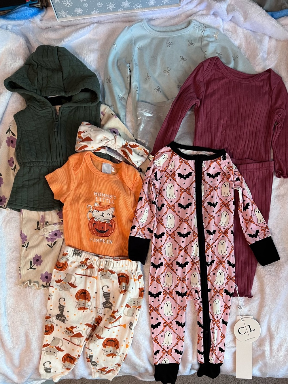 3-6 Months Baby Fall Bundle / Set - 4 Outfits and a Sleeper
